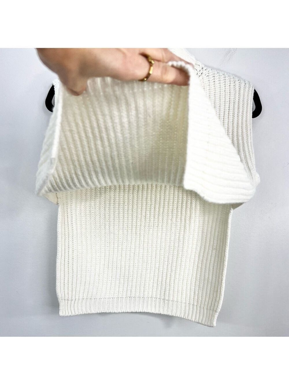 StilEstro Italy ivory cowl neck wool alpaca blend open side sleeveless sweater - Picture 12 of 14